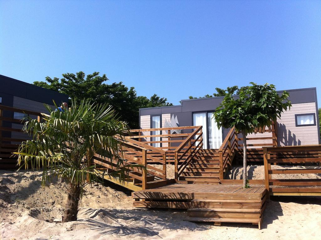 Le Village Vacances De Mimizan Plage Стая снимка